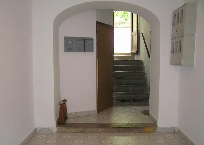 Portoncino Apartment *